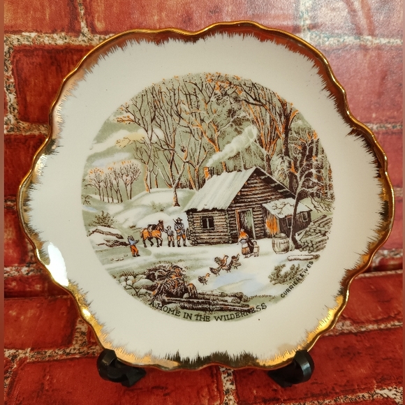 Currier & Ives The Homestead Decorative Hanging Plates - Picture 7 of 13